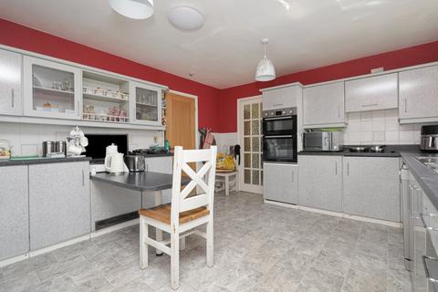 5 bedroom detached house for sale, Woodchurch Road, Birchington, Kent, CT7