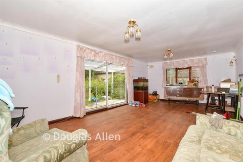 3 bedroom detached bungalow for sale, Branksome Avenue, Wickford, Essex