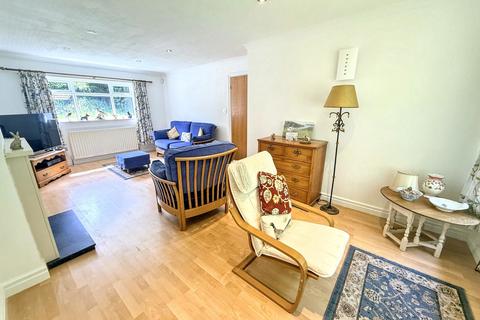 2 bedroom detached bungalow for sale, College Lane, Benton, Newcastle upon Tyne, Tyne and Wear, NE12 8AB