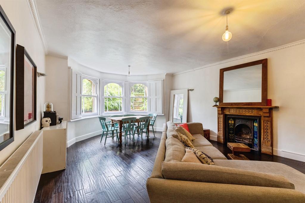 Apartment in Bristol, Clifton - More