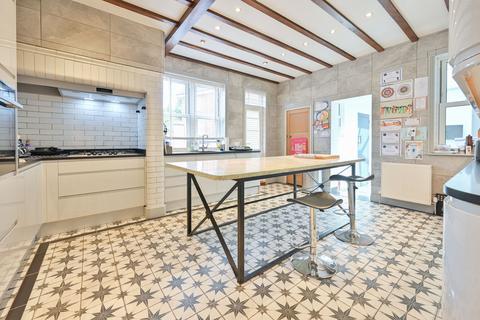 6 bedroom detached house for sale, Chartwell Place, Harrow on the Hill, Harrow, HA2