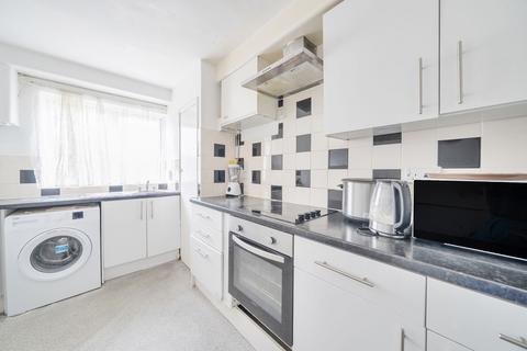 Tenby Court, Walthamstow, London, E17