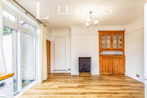 4 bedroom house to rent, Wydehurst Road, Croydon, CR0