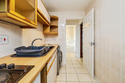 1 bedroom ground floor flat for sale, Atwater Grove, Lincoln