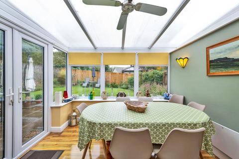 3 bedroom detached bungalow for sale, Barry Lynham Drive, Newmarket CB8