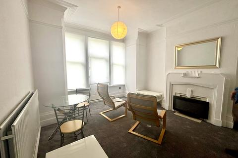 Studio to rent, Duffield Road, DERBY, DE22