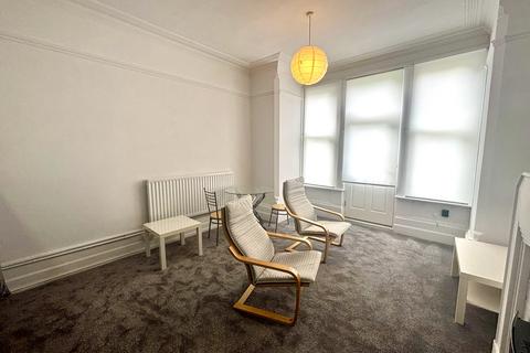 Studio to rent, Duffield Road, DERBY, DE22