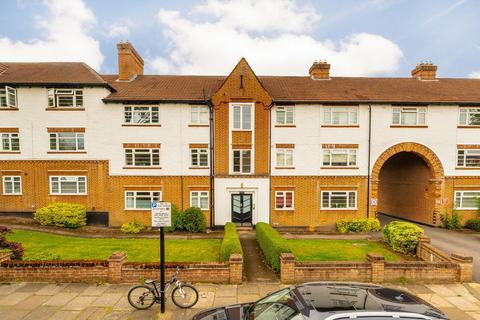 Manor Road, Twickenham TW2