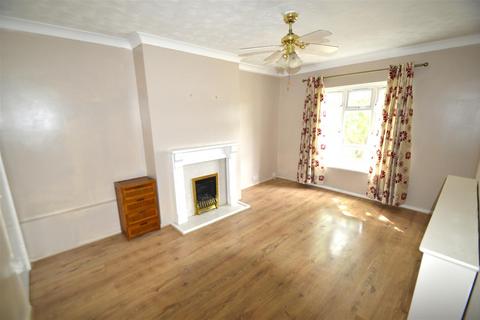 1 bedroom apartment to rent, Bastable Avenue, Barking