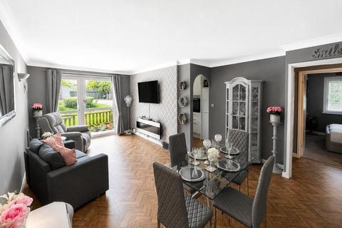 2 bedroom flat for sale, Brookfield Road, Bexhill on Sea TN40