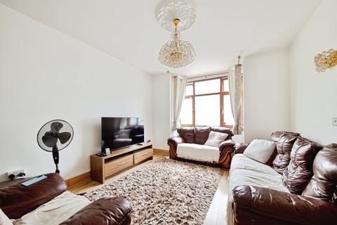 3 bedroom terraced house for sale, Kingston Road, Ilford
