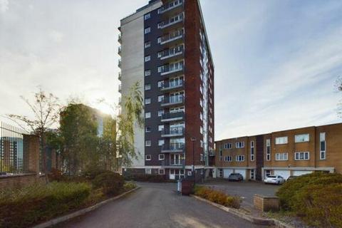2 bedroom flat for sale, Lakeside Rise, Blackley, Manchester, M9