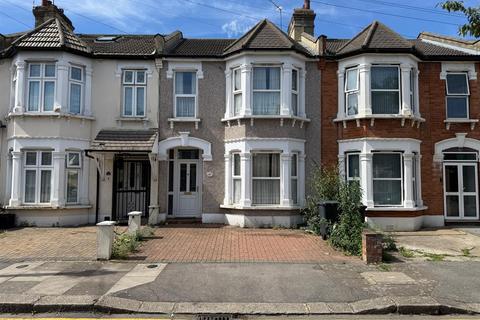 Clandon Road, Seven Kings
