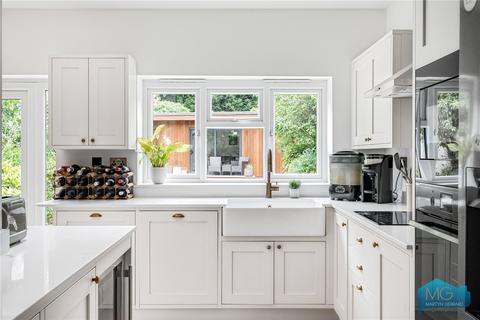 3 bedroom semi-detached house for sale, Nether Street, London, N3