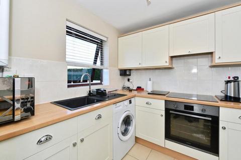 2 bedroom apartment for sale, Holmesfield Road, Dronfield S18