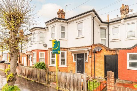 1 bedroom flat for sale, Semley Road, Norbury, London, SW16
