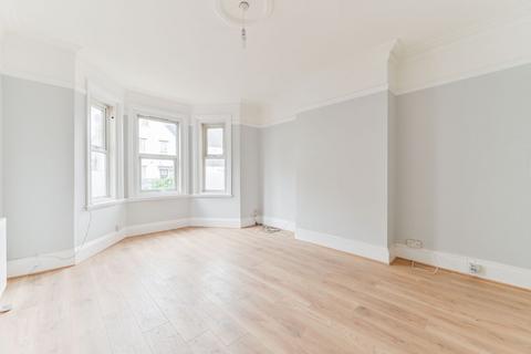1 bedroom flat for sale, Semley Road, Norbury, London, SW16