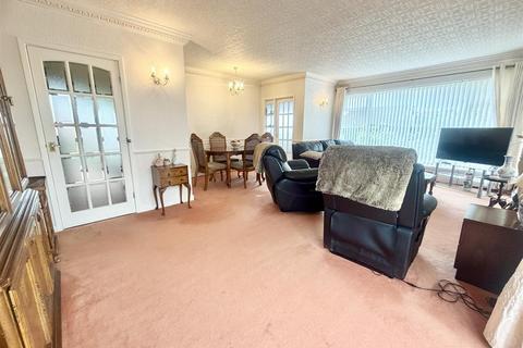 2 bedroom detached bungalow for sale, Richmondfield Lane, Barwick In Elmet, Leeds