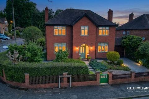 Detached house - Elms Avenue, Derby, DE23