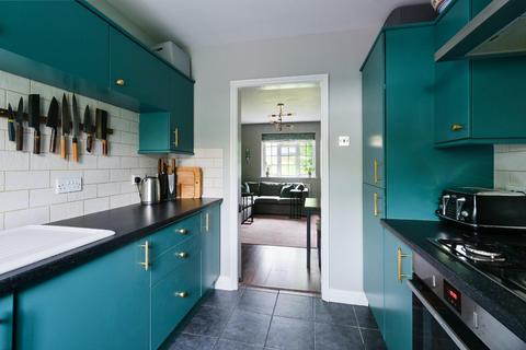 2 bedroom maisonette for sale, The Greenway, Epsom