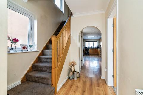 3 bedroom detached house for sale, Plantation Side, NOTTINGHAM