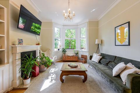 4 bedroom semi-detached house for sale, Meadowcourt Road, Blackheath, London, SE3