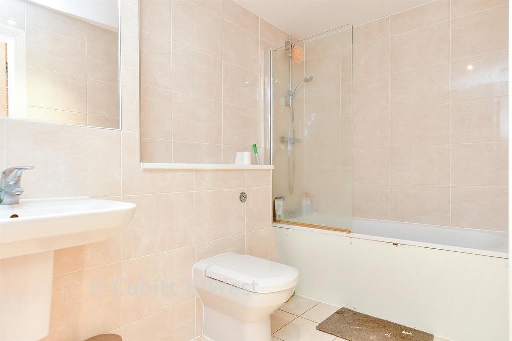Apartment in Brighton - More