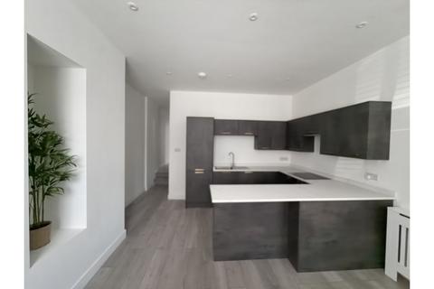 2 bedroom ground floor flat for sale, Chester Road, Macclesfield, SK11