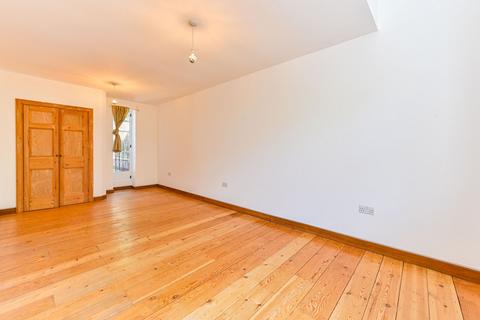 2 bedroom end of terrace house for sale, Scrubs Lane, Shepherd's Bush, London, W10