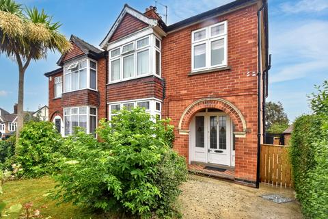 4 bedroom house for sale, Dorothy Crescent, Skegness, PE25