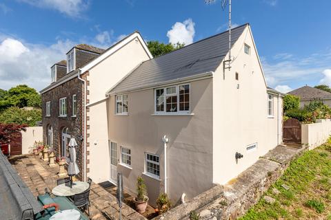 3 bedroom detached house for sale, La Rue du Blanc Pignon, St Martin JE3