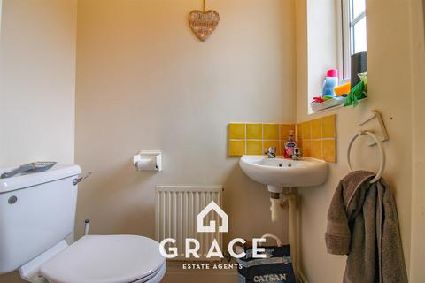 2 bedroom end of terrace house for sale, Forester Close, Pinewood, Ipswich