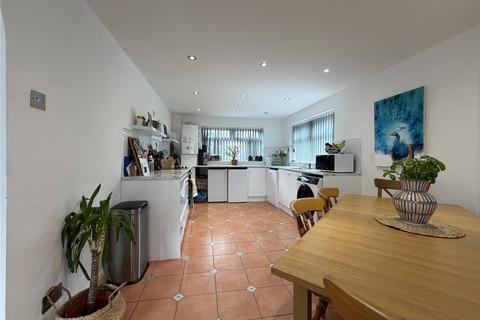 3 bedroom semi-detached house for sale, Trinity Grove, Crosby L23