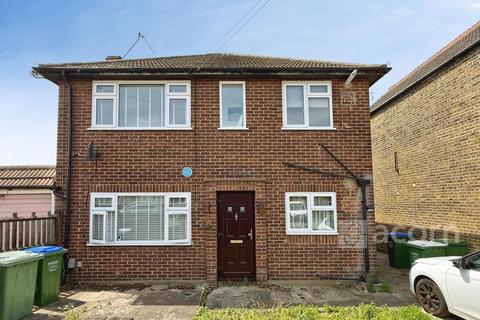 2 bedroom maisonette to rent, Dalmeny Road Erith DA8