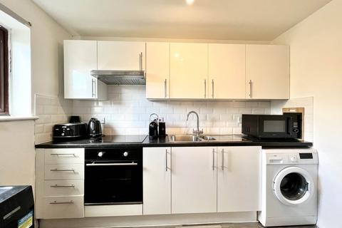2 bedroom apartment for sale, Gresham Close, Brentwood CM14
