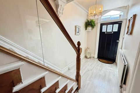3 bedroom semi-detached house for sale, Oakfield Road, Stockport, SK3