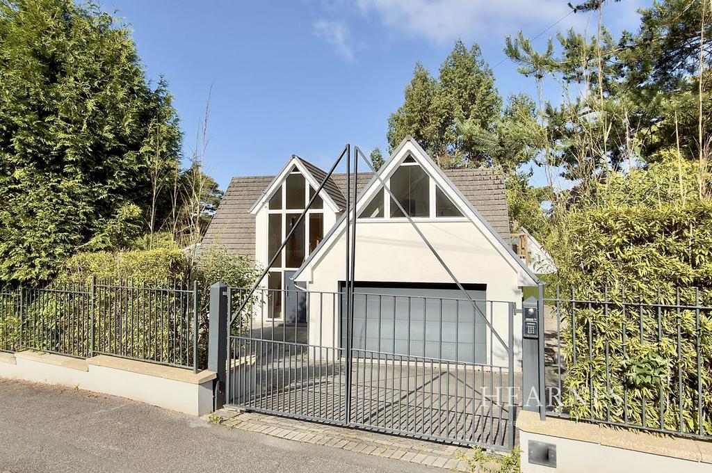 Thwaite Road, Coy Pond, Poole, BH12