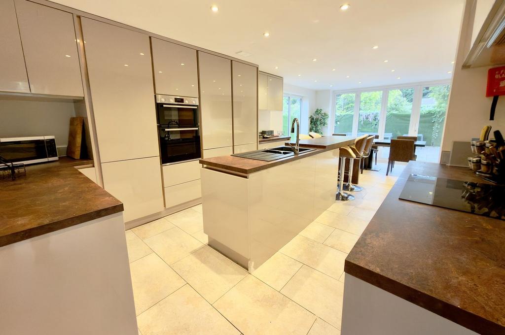 House in Bournemouth, Alder Hills, Poole - View 4