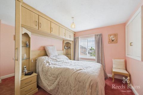 2 bedroom apartment for sale, St. Albans Court, Wickersley, Rotherham, South Yorkshire, S66