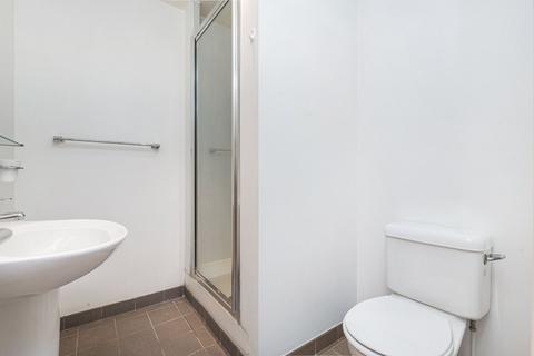 1 bedroom flat for sale, West Smithfield, London, EC1A