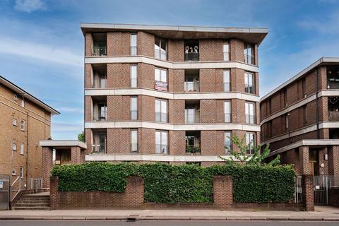 2 bedroom flat for sale, Seven Sisters Road, Finsbury Park, N4
