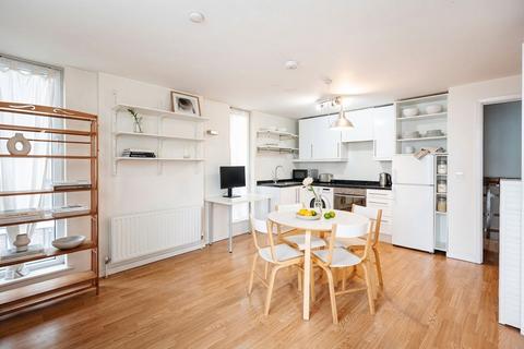 2 bedroom flat for sale, Seven Sisters Road, Finsbury Park, N4