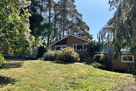 4 bedroom detached bungalow for sale, Azalea Way, Surrey GU15