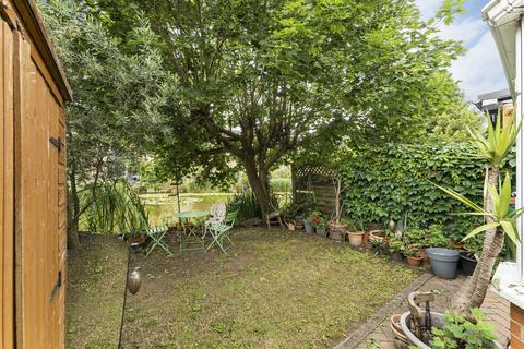 3 bedroom terraced house for sale, Storers Quay, London, E14