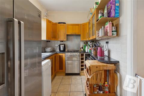 2 bedroom bungalow for sale, Tolworth Gardens, Chadwell Heath RM6