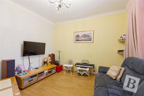 2 bedroom bungalow for sale, Tolworth Gardens, Chadwell Heath RM6