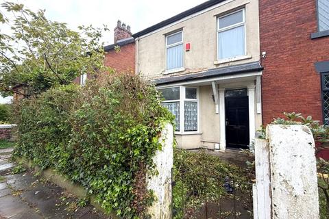4 bedroom terraced house for sale, Hope Terrace, Blackburn. Lancs. BB2 6EY