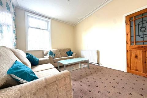 4 bedroom terraced house for sale, Hope Terrace, Blackburn. Lancs. BB2 6EY