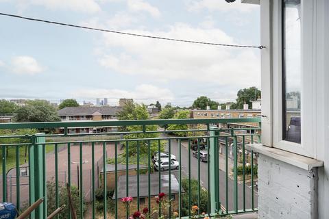 Biscay House, Mile End Road, Stepney, London, E1
