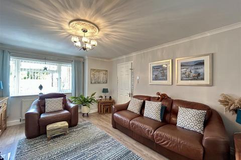 3 bedroom end of terrace house for sale, Pinewood Drive, Woodgate, Birmingham